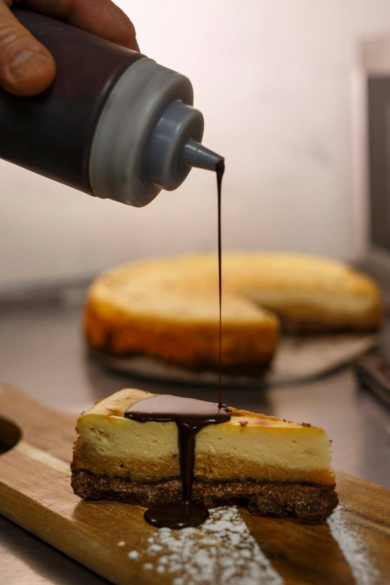 Truffle Pigs Lodge 菲尔德 外观 照片